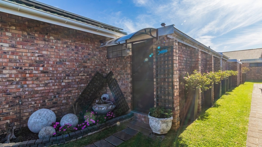 2 Bedroom Property for Sale in Gonubie North Eastern Cape